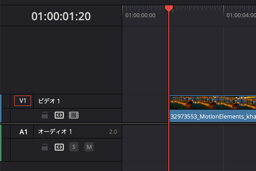 不要な部分をトリミングする