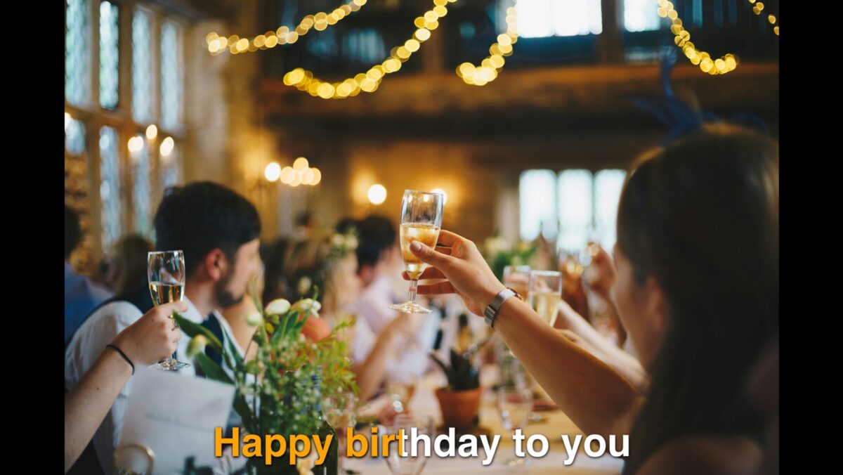 メロディに合わせて歌詞が表示される